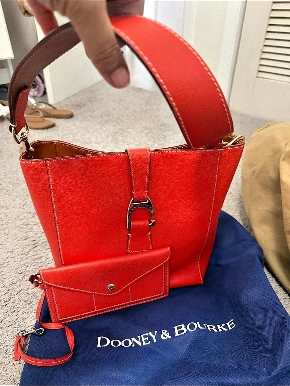 Dooney & Bourke Saffiano Leather Ashby Tote in Geranium Matching Pouch NWT MSAFF